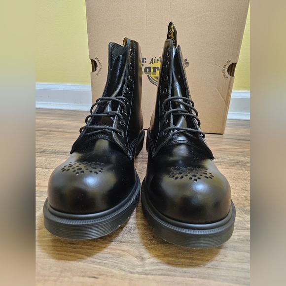 New Dr. Martens 1460 Analine Leather Steel Toe Boot main image 13